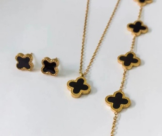 4-Piece Four Leaf Clover Jewelry Set – Pendant, Earrings & Double-Sided Bracelet
